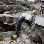 Colombia vive la crucial fase de la 'ventana de vida' para rescatar personas tras el terremoto