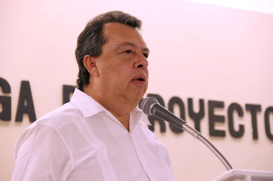 Abren un juicio contra exgobernador mexicano por ocultar evidencias en el caso de los estudiantes de Ayotzinapa
