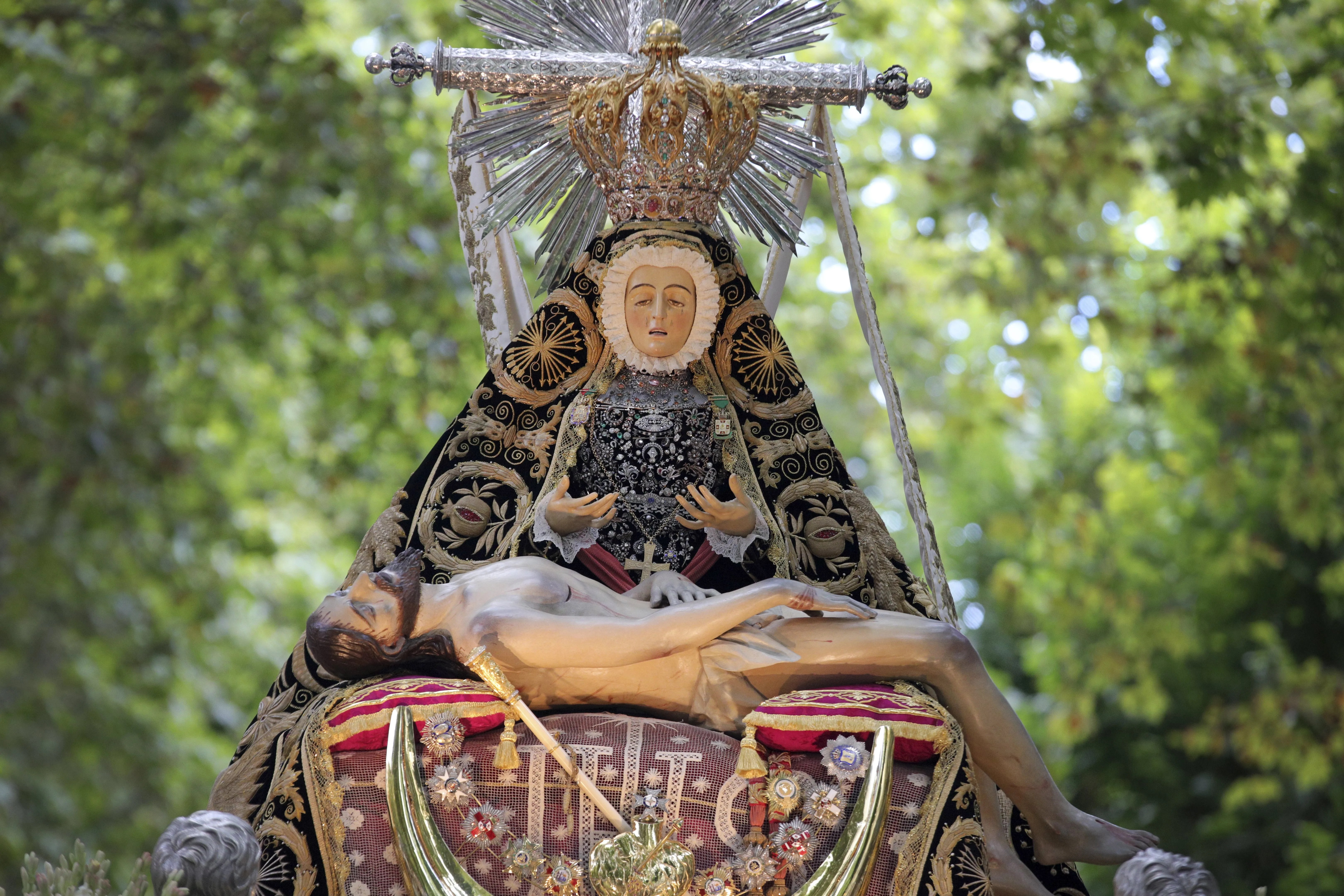 patrona Granada