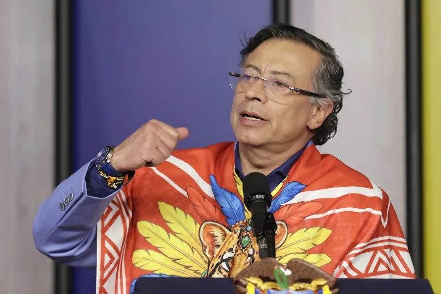 Gustavo Petro pide permiso al Senado de Colombia para salir del país durante el próximo año