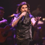 Juanes lanza una campaña para reparar las zonas afectadas por el terremoto junto a más artistas y atletas