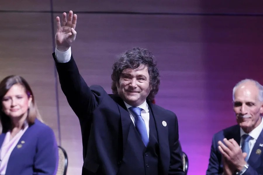 Milei dice que Argentina aportará experiencia en seguridad al nuevo Gobierno de Colombia
