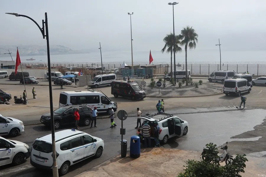 La frontera de Marruecos con Ceuta recupera la normalidad