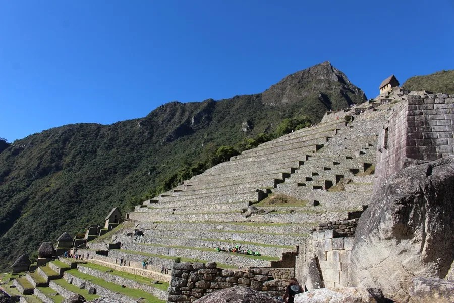 Machu Picchu tuvo una sobrecarga de 92.000 personas en 2024 y 2025, alerta la Contraloría de Perú