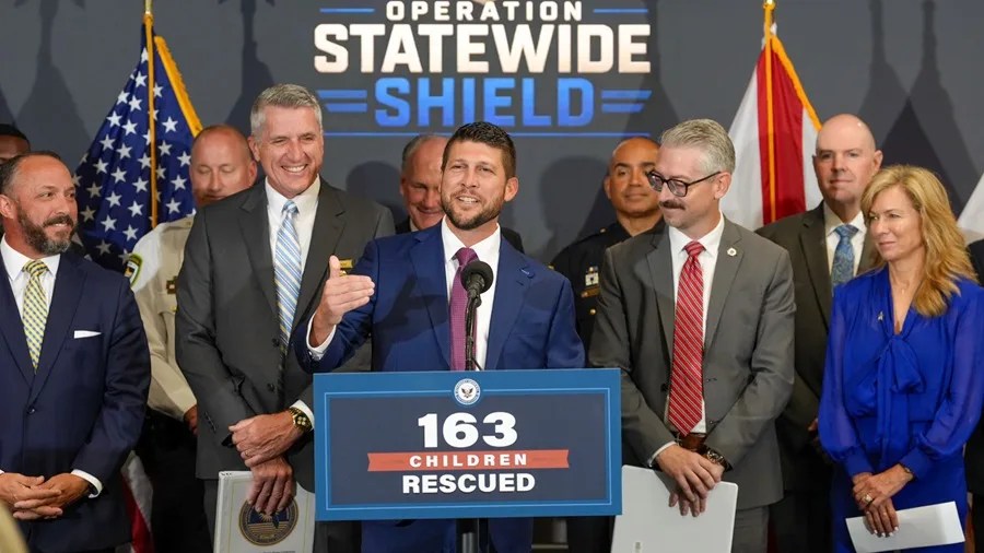 Las autoridades de Florida rescatan a 163 niños durante una operación internacional contra los abusos y la trata