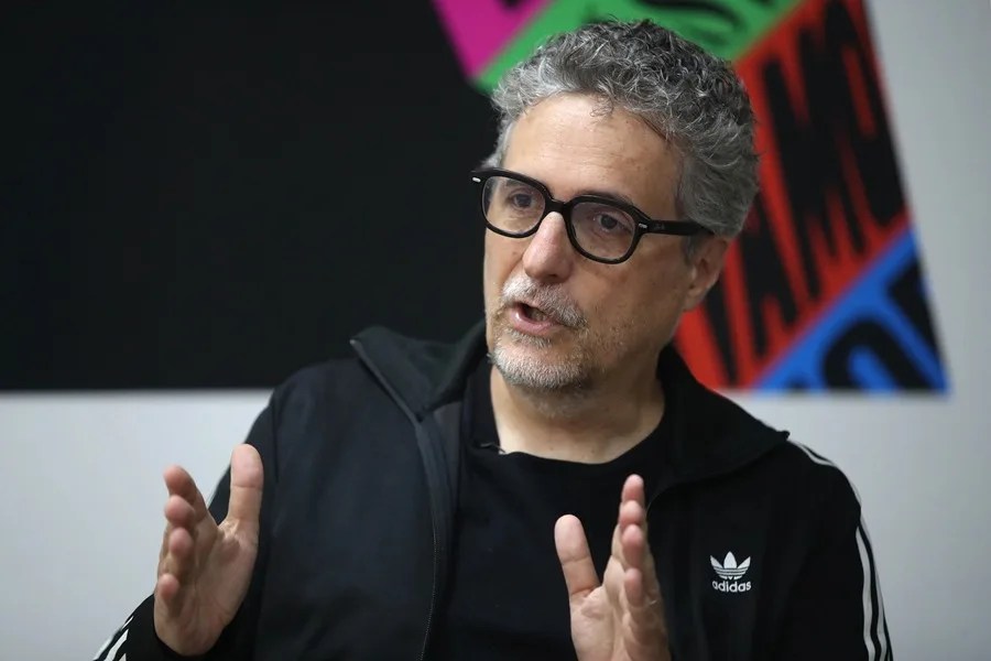 "Soy fruto de políticas públicas a la cultura brasileña", dice director Kleber Mendonça