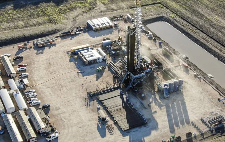 El petróleo de Texas sube un 2,55 % con las negociaciones entre Estados Unidos e Irán estancadas