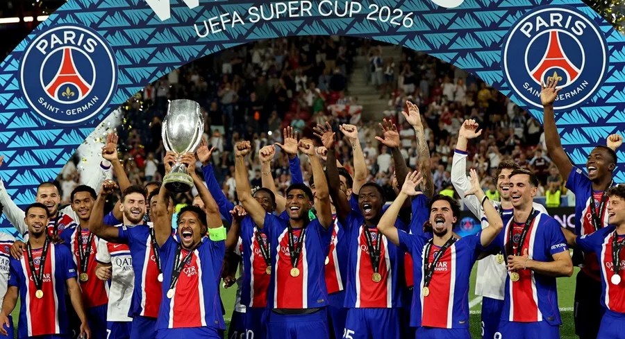 El PSG logra su segunda Supercopa de Europa seguida tras imponerse 2-1 frente al Aston Villa