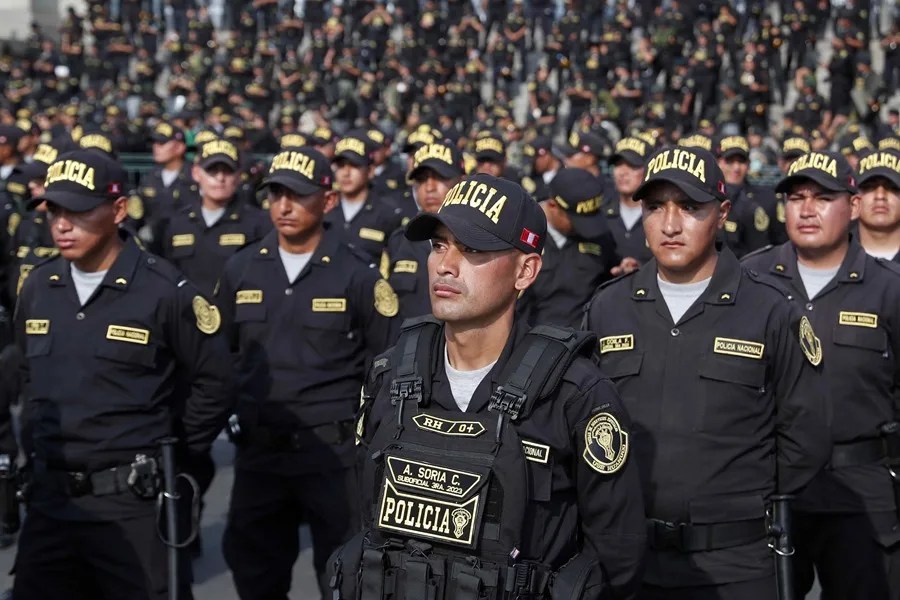 Perú confirma un convenio entre el FBI y la Policía peruana para enfrentar al crimen transnacional