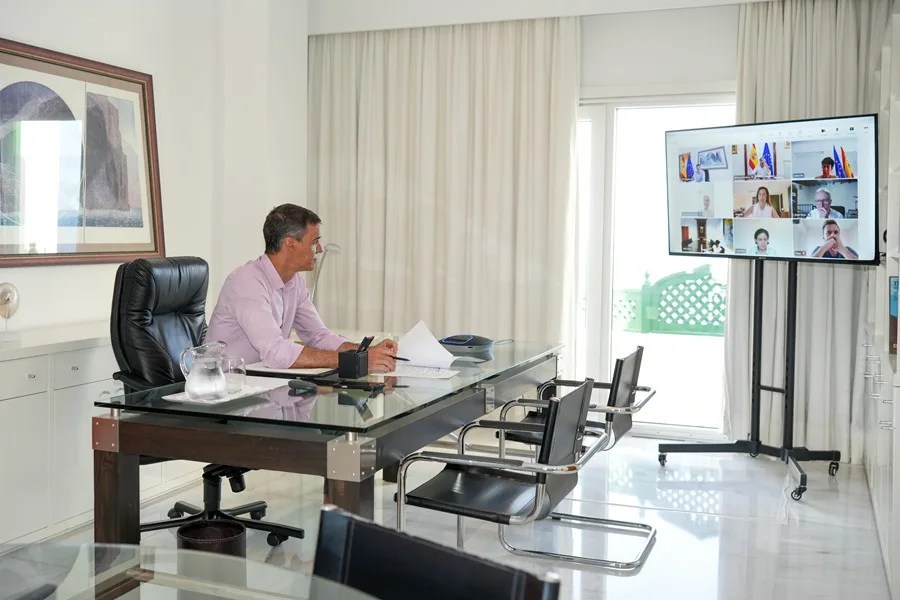 Sánchez preside una reunión de coordinación sobre Ceuta