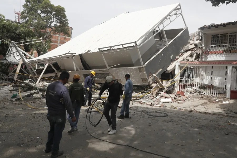 La brigada de socorristas mexicanos Los Topos llega a Cali después de 41 días en Venezuela