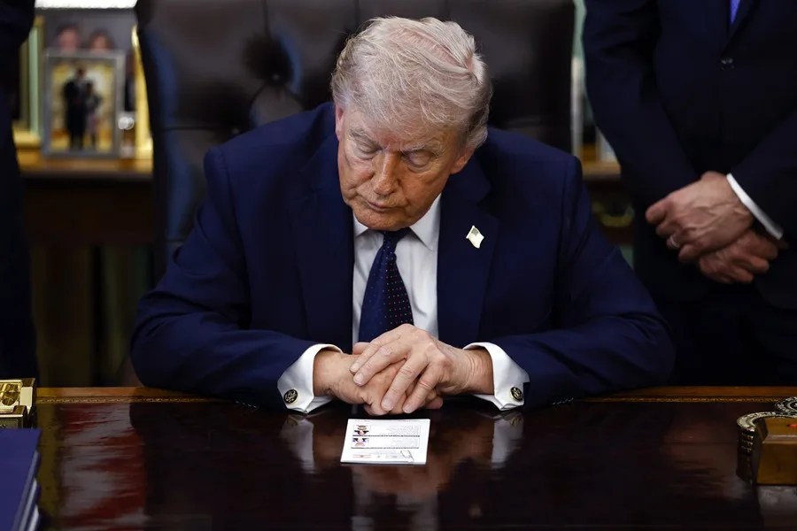 Trump asegura que no tiene prisa en retomar las negociaciones de paz con Irán
