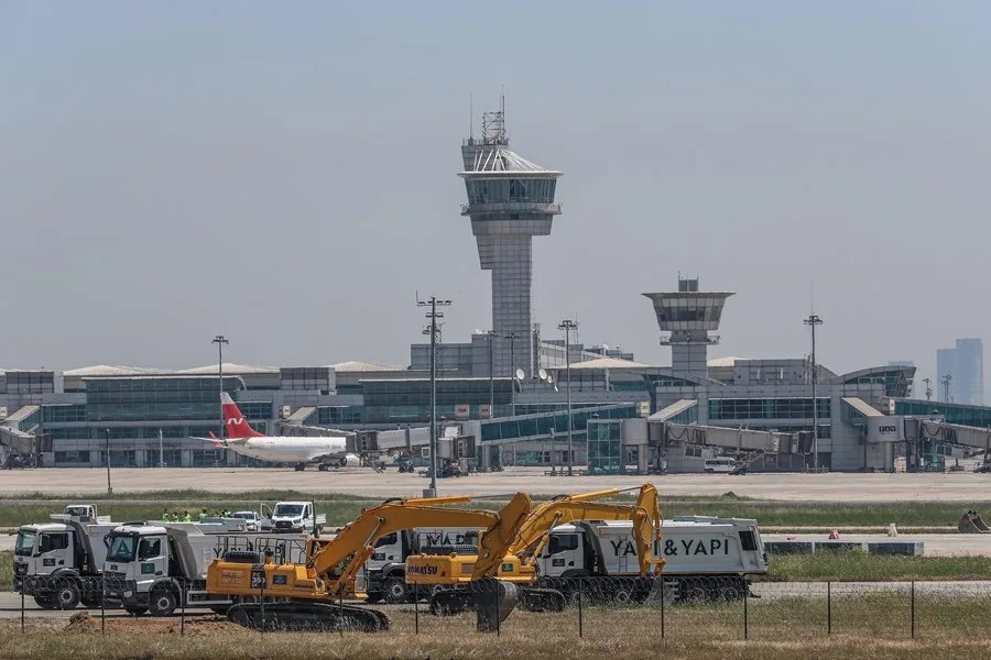 Vista del aeropuerto Ataturk en Estambul