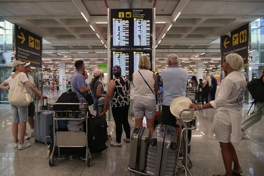 Pasajeros en el aeropuerto de Palma
