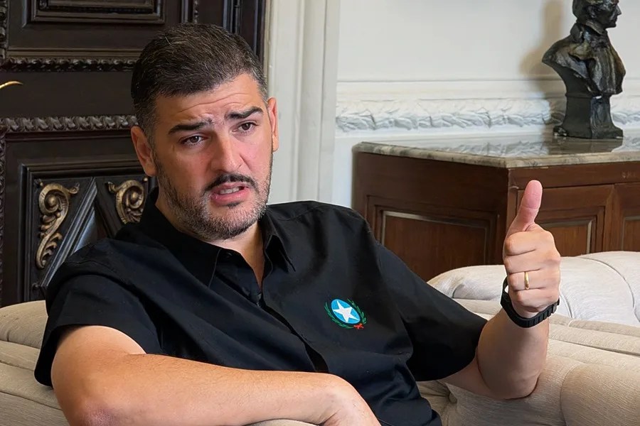 Condenan a tres años de cárcel en Ecuador a Aquiles Alvarez, alcalde de Guayaquil