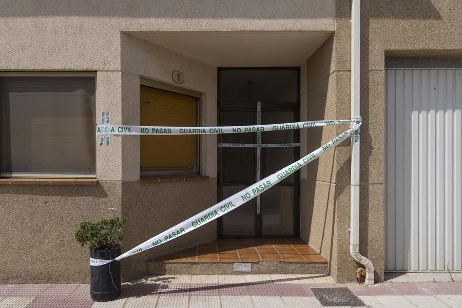 El exsecretario de la Unión de Agricultores y Ganaderos de Aragón (UAGA Aragón), Javier Sánchez, y su mujer fueron hallados muertos ayer en su domicilio de Tauste (Zaragoza)