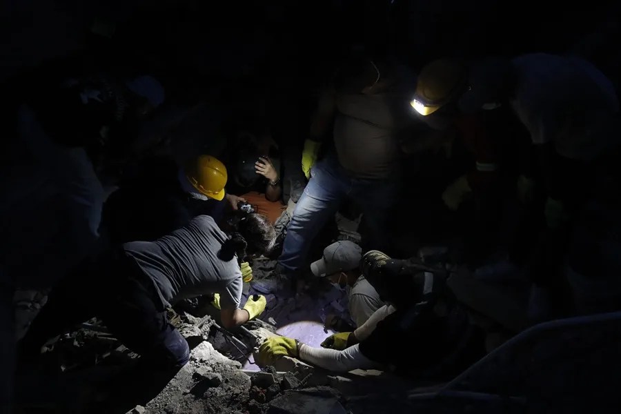 El BID y el Banco Mundial ofrecen 700.000 dólares para atender el terremoto en Colombia
