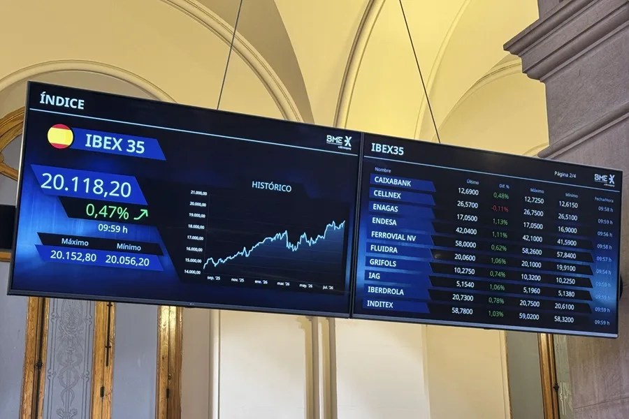 Vista del interior de la bolsa de Madrid, hoy