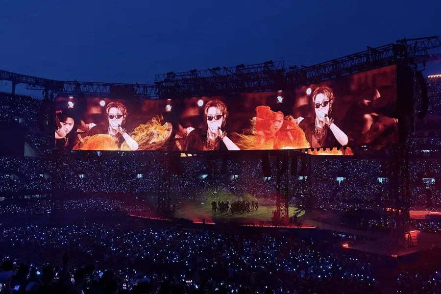 Integrantes de la banda surcoreana BTS en el concierto de Baltimore.