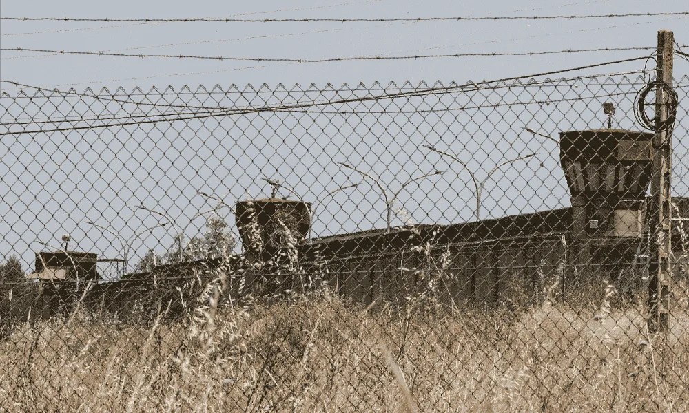Torres de vigilancia del Centro Penitenciario de Mujeres de Alcalá de Guadaíra (Sevilla).