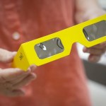 Gafas con filtros solares homologados para observar con seguridad el eclipse solar del próximo 12 de agosto.
