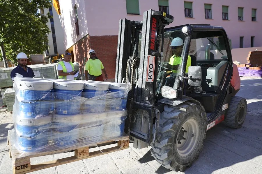 Trabajadores en una obra en Toledo.