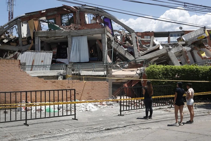 Colombia contabiliza ya 281 muertos y 379 desaparecidos por el terremoto
