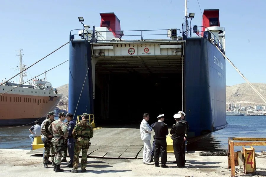 https://i0.wp.com/efe.com/wp-content/uploads/2026/08/ferry-chipre.webp?w=900&ssl=1
