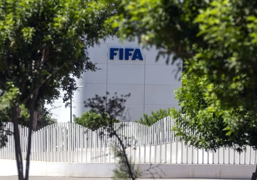 La FIFA responde a los críticos de Infantino y hace una fuerte defensa de su marco legal