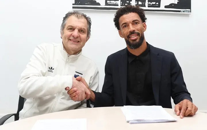 'Vozinha' firma contrato con Colo Colo