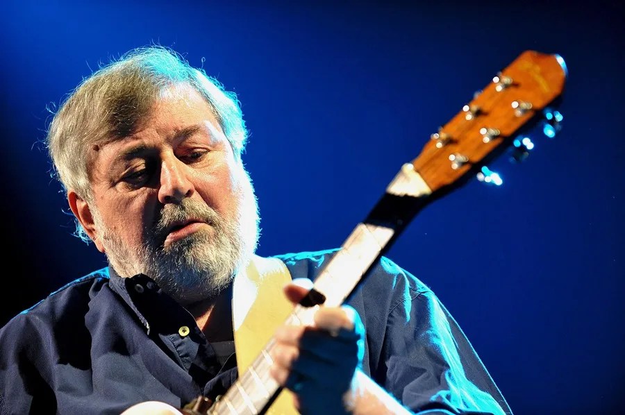 El cantautor italiano Francesco Guccini