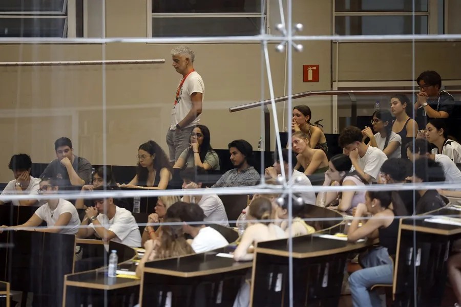 JOVENES IDIOMAS