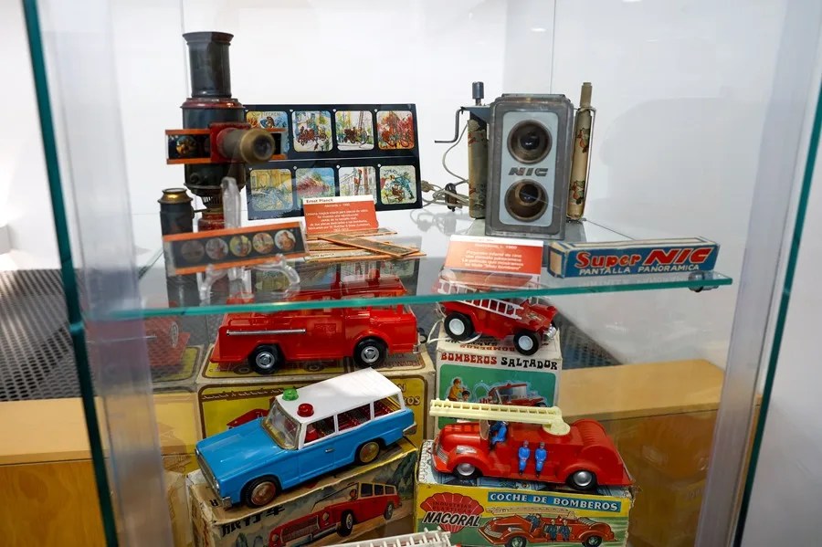 Piezas de una colección de juguetes.
