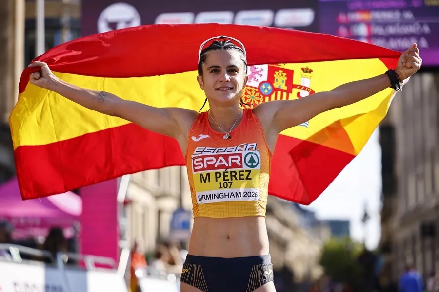 María Pérez Paul McGrath Europeos marcha
