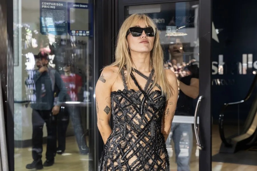 Miley Cyrus, Obama y Elton John se despiden de Dolly Parton tras su muerte