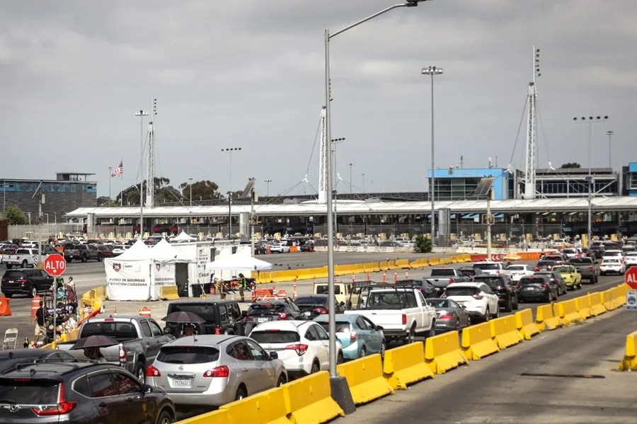 La ofensiva de Trump contra el "turismo de parto" pone bajo lupa a embarazadas en la frontera