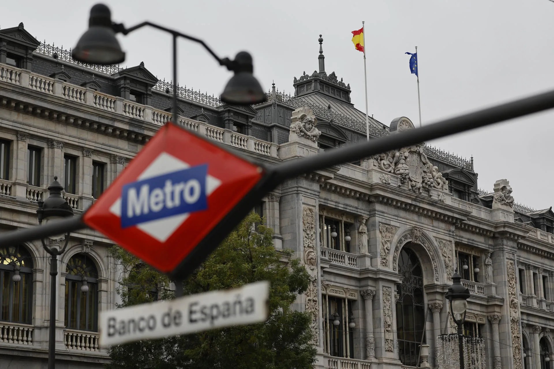 Entrada a la estación de metro de Banco de España. EFE/ Mariscal