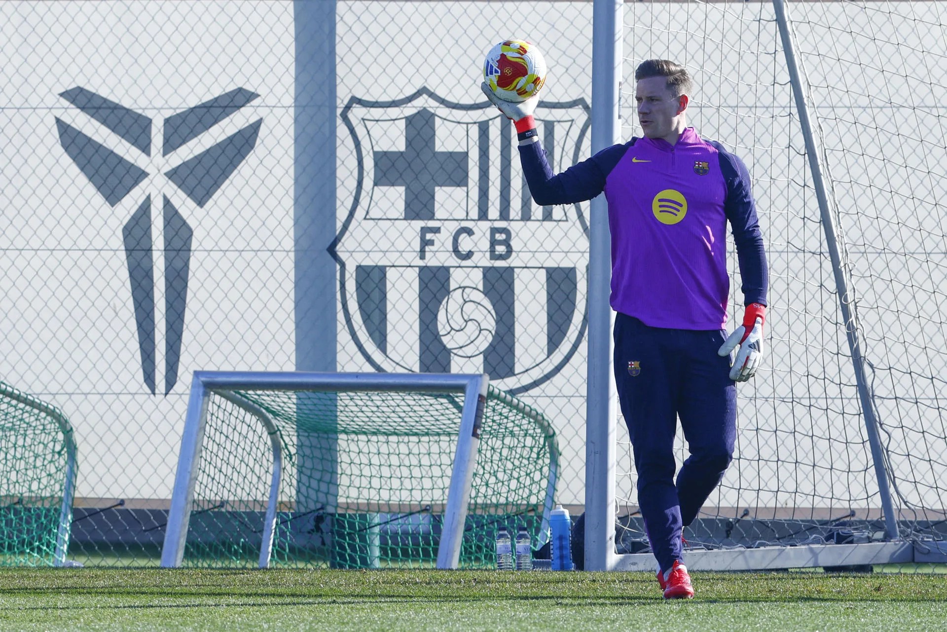 File photograph of FC Barcelona goalkeeper Marc-André ter Stegen during a training session. EFE/Quique García