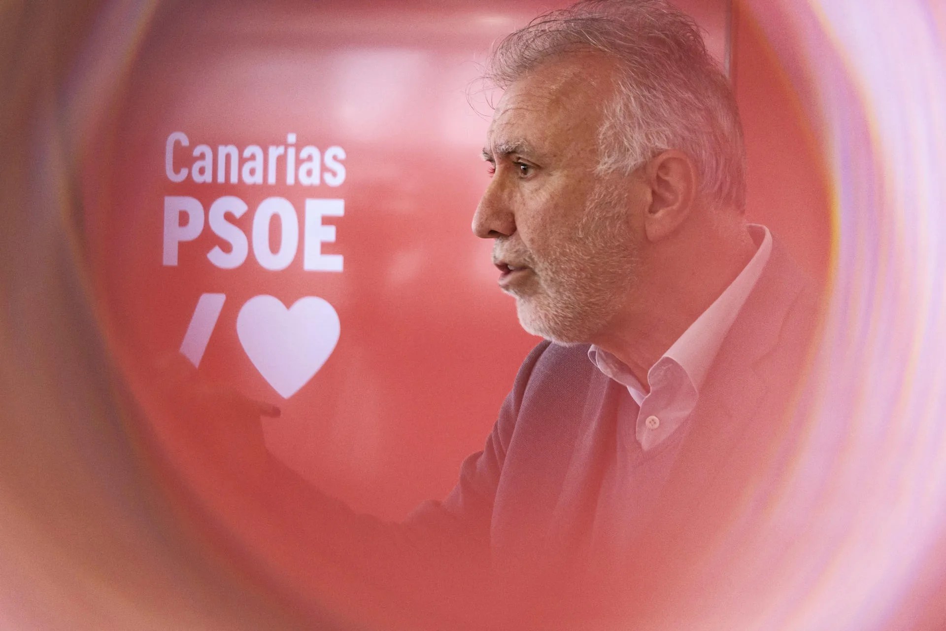 Imagen de archivo del ministro de Política Territorial y secretario general del PSOE de Canarias, Ángel Víctor Torres. EFE/ Ángel Medina G.