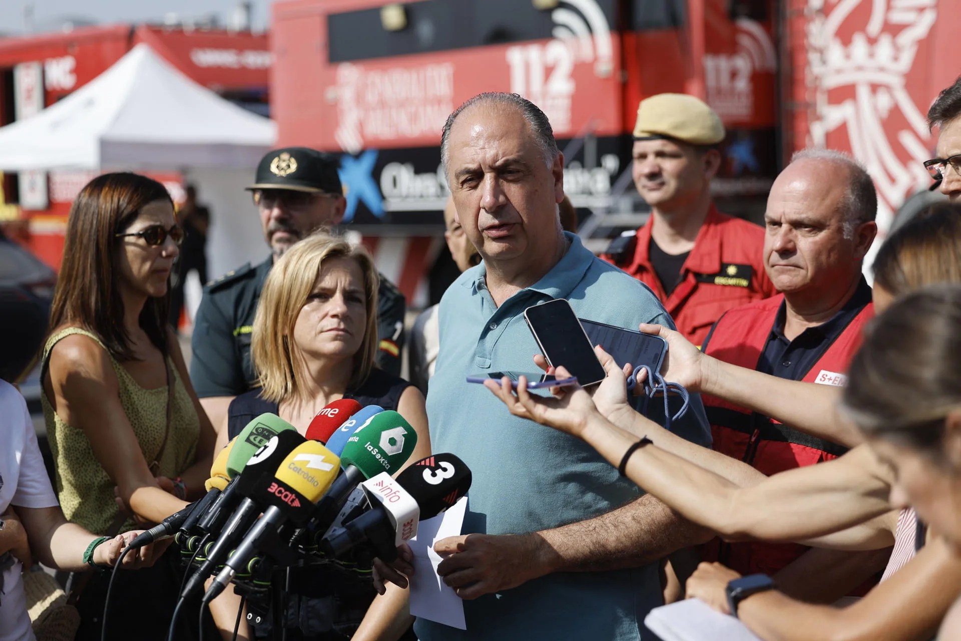 El conseller de Emergencias, Juan Carlos Valderrama, en el PMA del incendio de la Vall d’Uixó (Castellón). Archivo/ EFE/Kai Försterling
