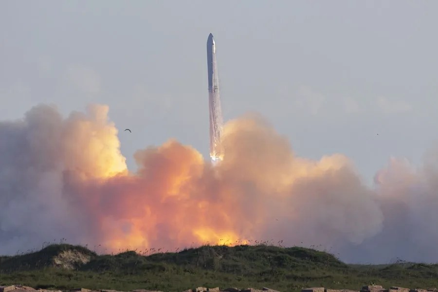 La NASA resta peso al impacto del cohete de SpaceX en la Luna, y no confirma la colisión