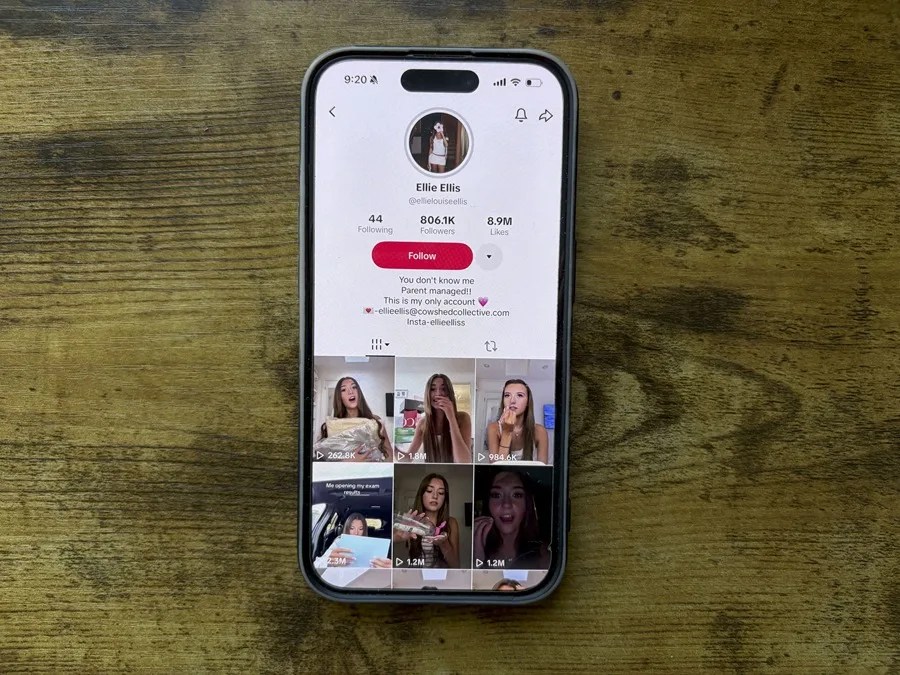 ADOLESCENTE TIKTOK