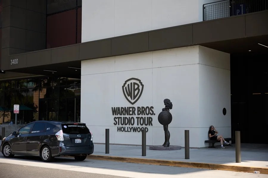 California reabre la puerta a negociar con Paramount tras suspender la reunión del lunes