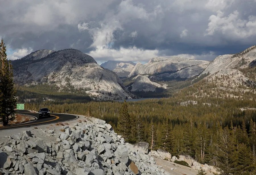 El Gobierno de Trump evalúa ceder un terreno de Yosemite a una empresa privada y desata protestas