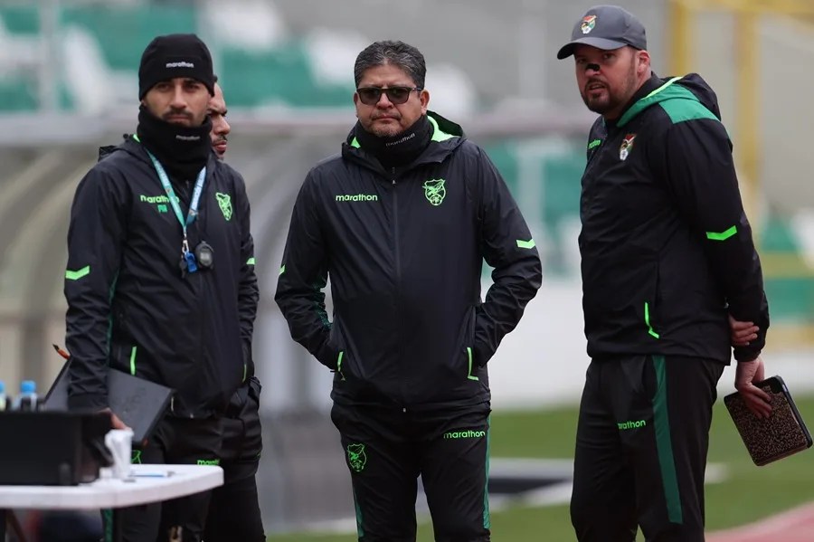 Bolivia encara el camino al Mundial con su técnico bajo proceso y asesoramiento español