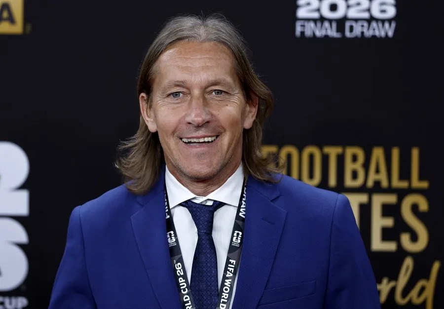 El español Michel Salgado es anunciado técnico de equipo de la cuarta división de Brasil