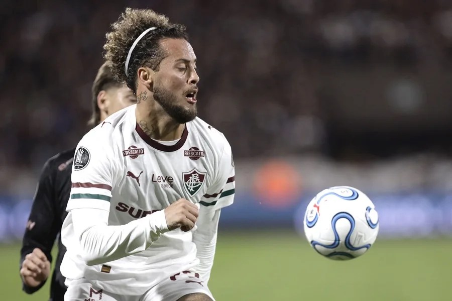 Fluminense resiste los embates de Platense y se clasifica a semifinales