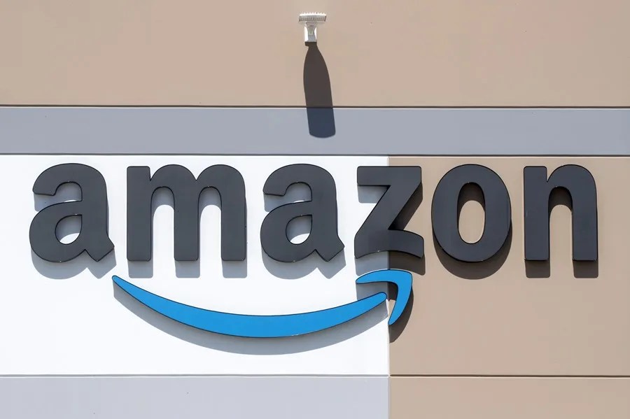 Fiscales de Estados Unidos demandan a Amazon por "manipular" su sistema de cobros a anunciantes