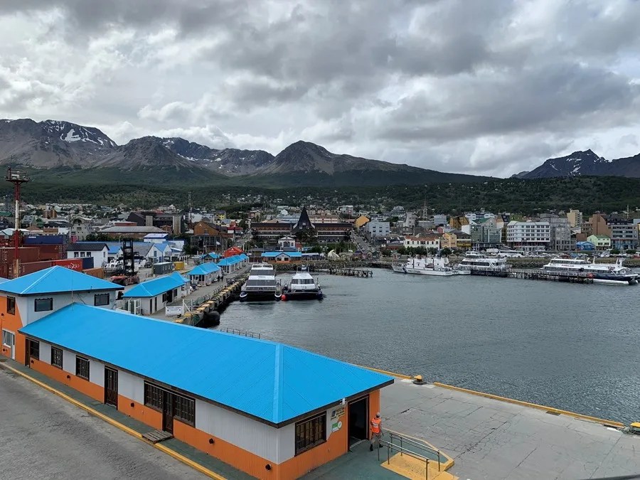Argentina planea iniciar en enero la construcción de un base naval en el extremo sur del país, cerca a las Malvinas