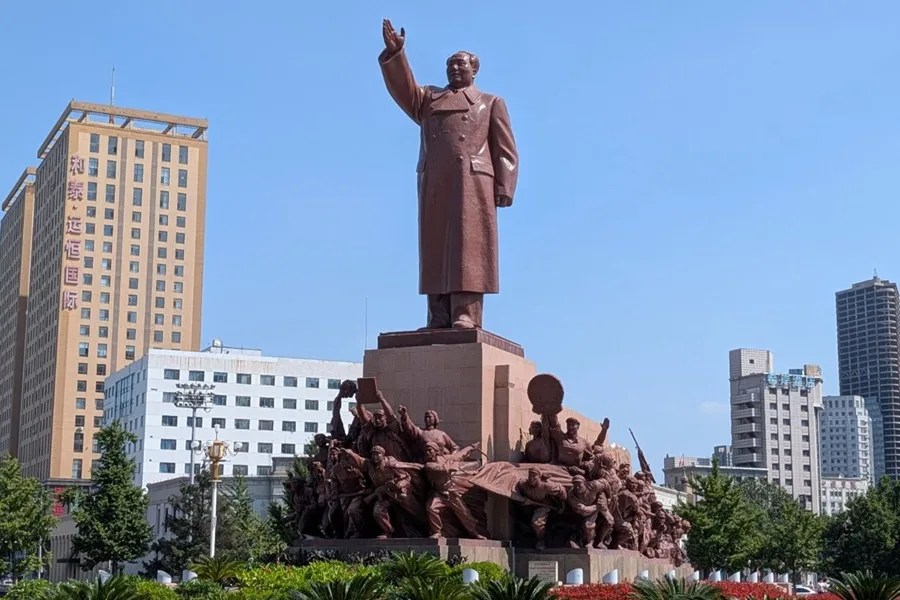 La estatua de Mao Zedong en la ciudad de Shenyang (noreste